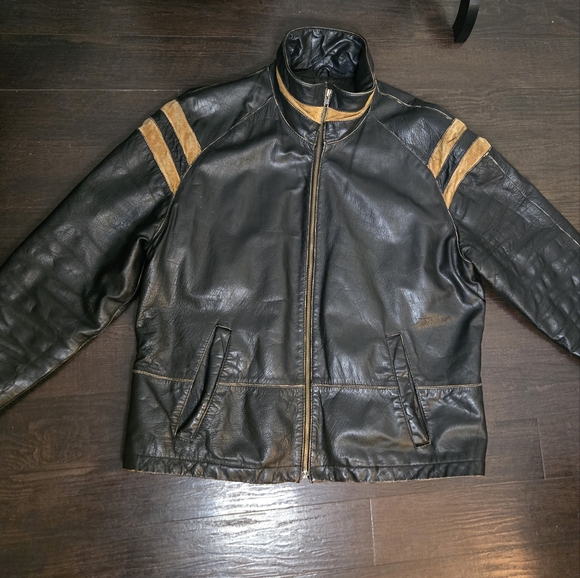 Vintage leather jacket - Picture 2 of 16